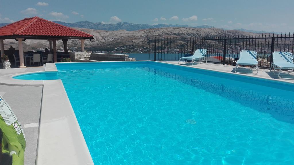 Apartments Ivita Паг Екстер'єр фото